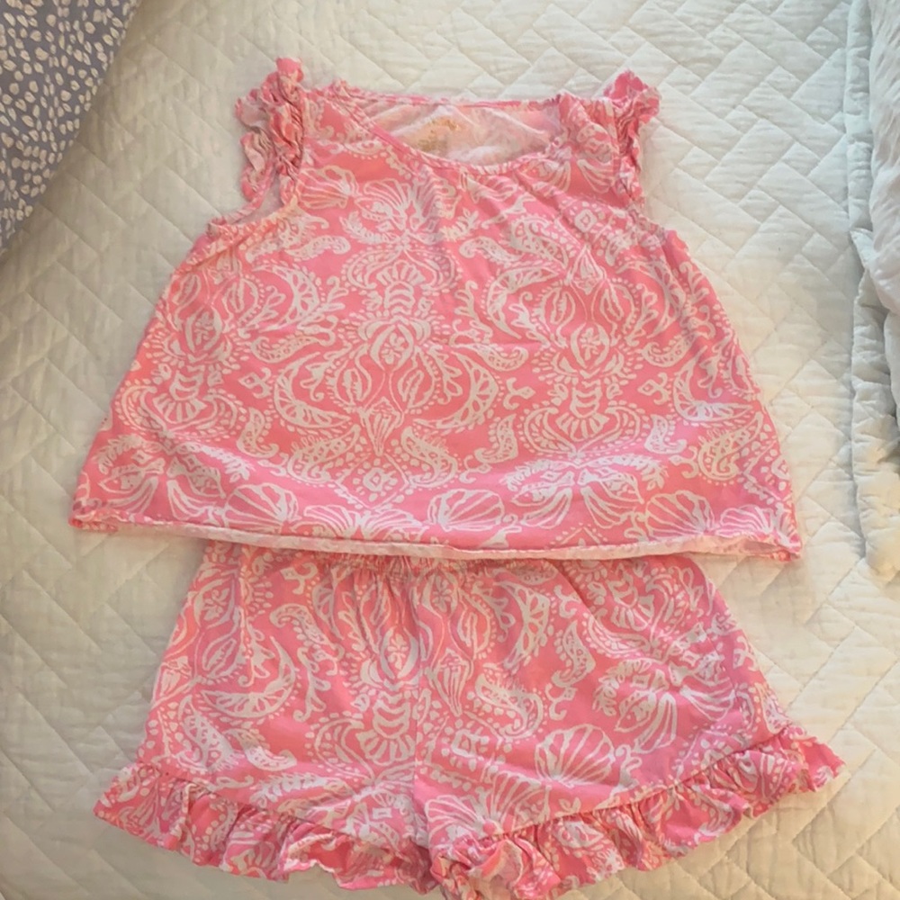 Lilly set